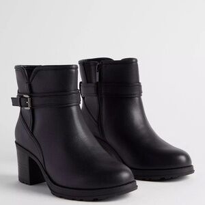 Classic Black Leatherette Ankle Boots - Women